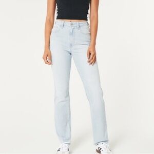 Hollister Ultra High-Rise Vintage Straight Jeans